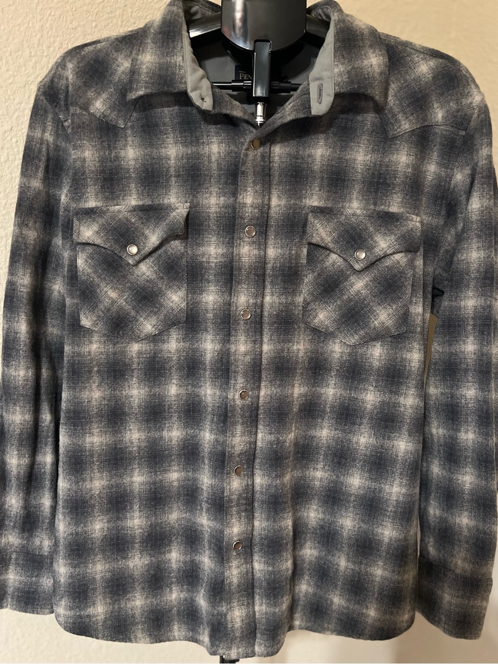 Pendleton Gray Plaid Snap-Front Canyon Syle Shirt Jacket Men’s Sz LG